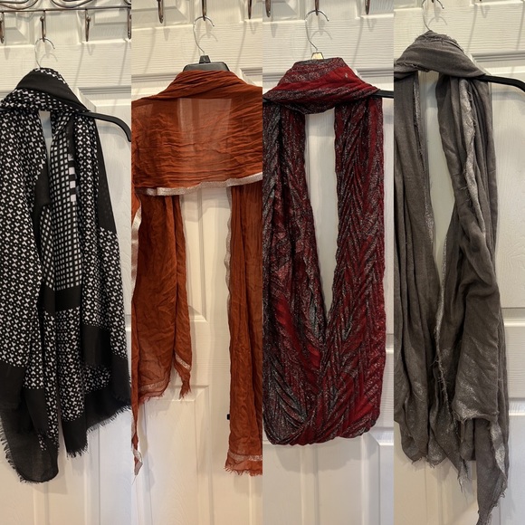 4 scarves - Picture 1 of 1